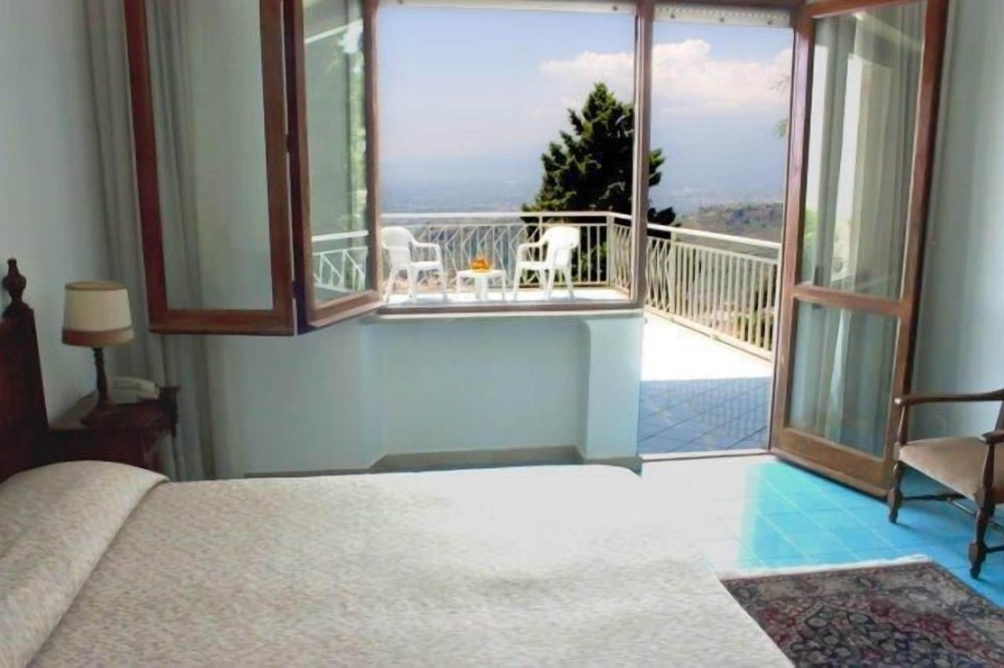 Mediterranee 4* Taormina