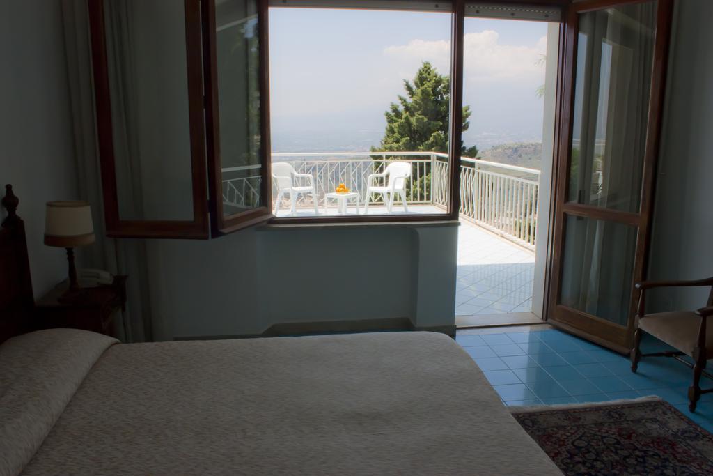 Mediterranee Hotell 4*
