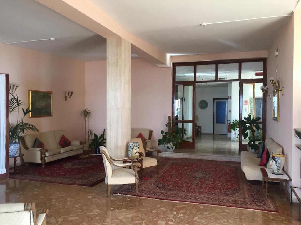 Hotell Mediterranee Taormina